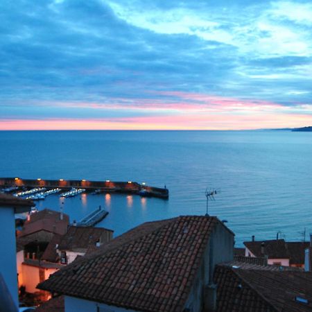 Hotel Palacio De Los Vallados Lastres Bagian luar foto