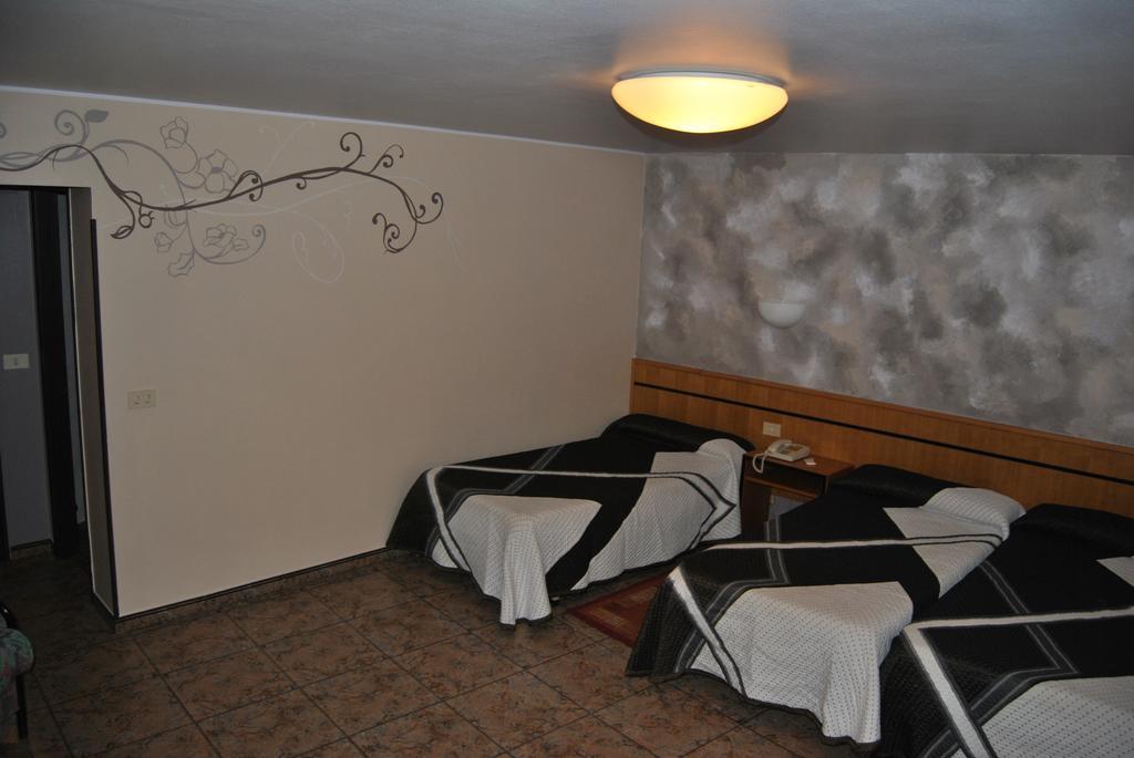 Hotel Palacio De Los Vallados Lastres Bagian luar foto
