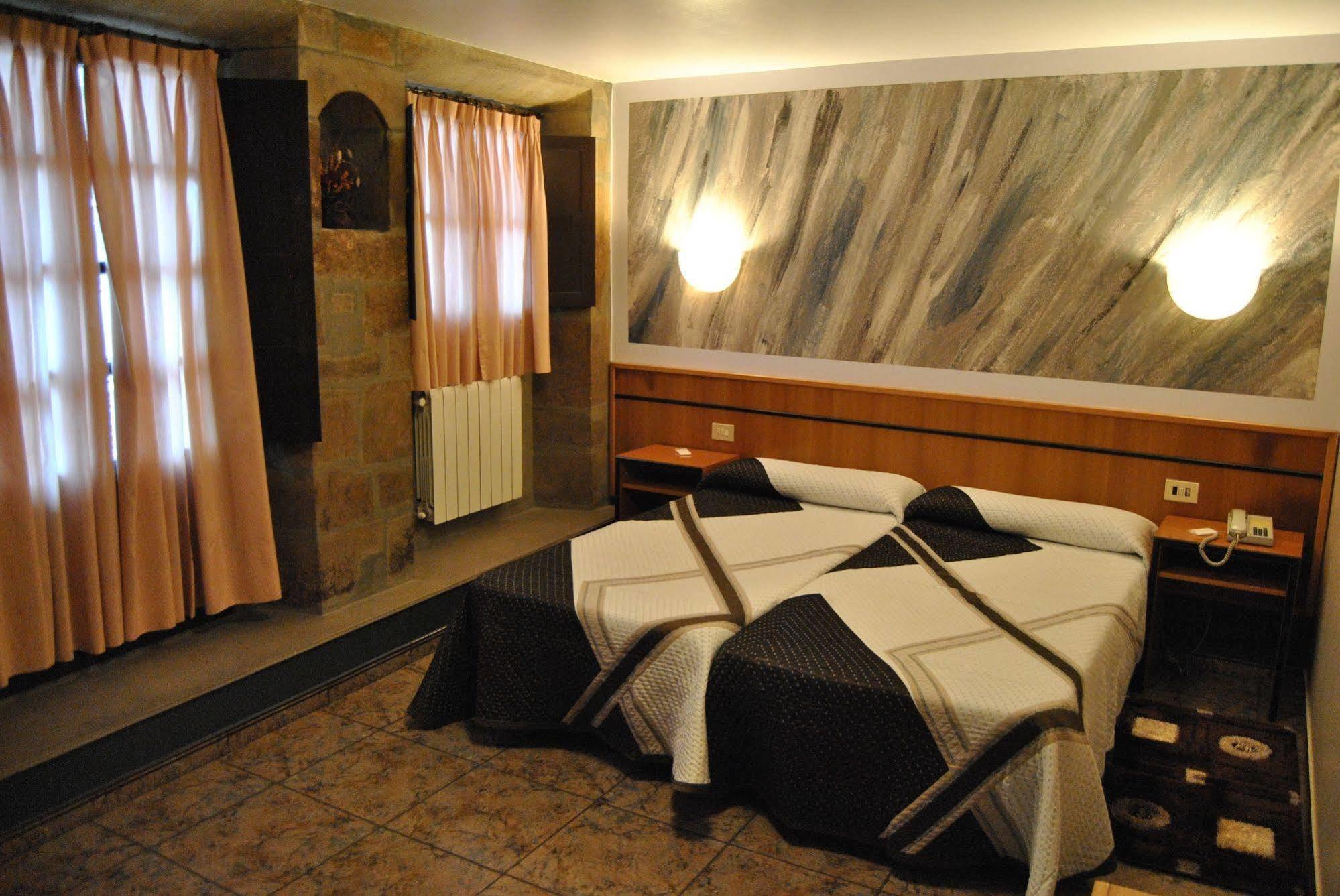 Hotel Palacio De Los Vallados Lastres Bagian luar foto